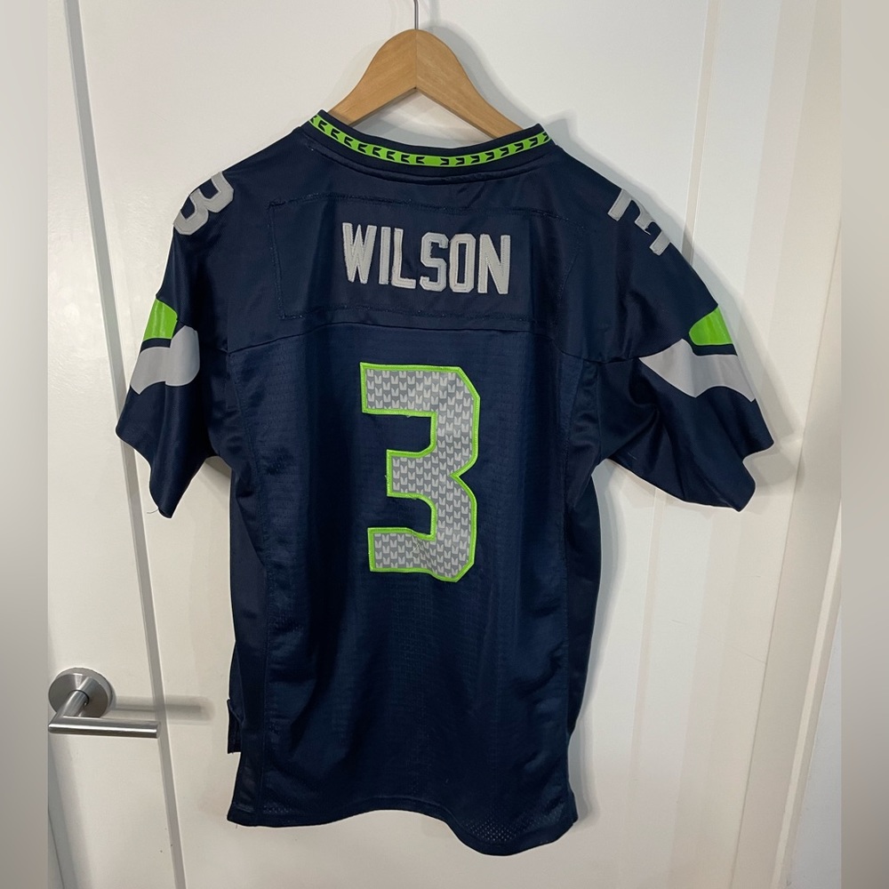 NFL On Field Seahawks Wilson #3 XL Youth Short Sleeve Home Jersey